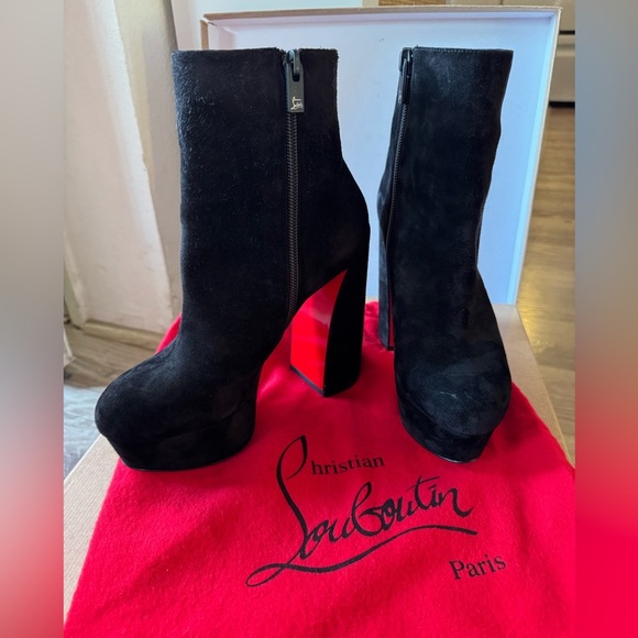 ✨Christian Louboutin movida platform boots size 5✨ - Picture 1 of 16